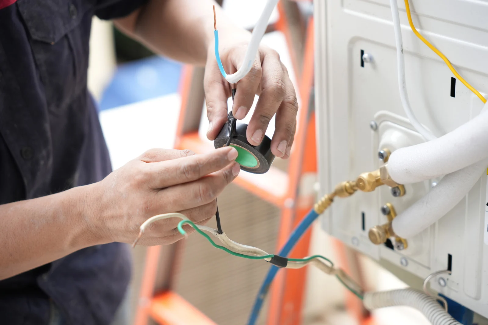 فني تكييف حطين